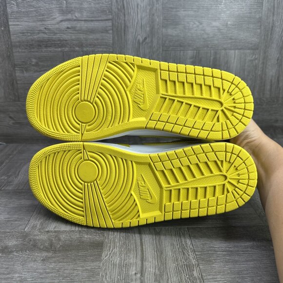 Jordan 1 Mid Women's size 10 Vivid Sulfur Shoes BQ6472-170 - Picture 7 of 8